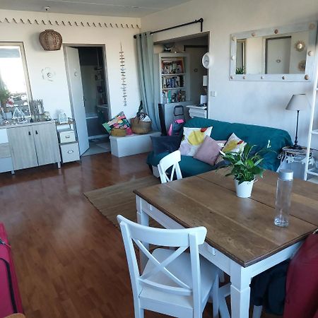 Chambre Chez L'Habitante Avec Salle De Bain Et Cuisine Communes - Presence D'Un Chat Bordeaux Ngoại thất bức ảnh